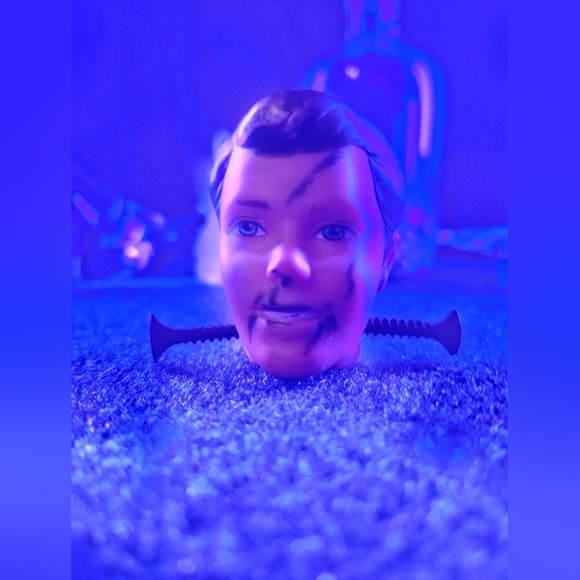 Monster High Cafe Cart+Disembodied Ken(Dolls not included)NOW WITH 2 KENS! - Picture 3 of 10